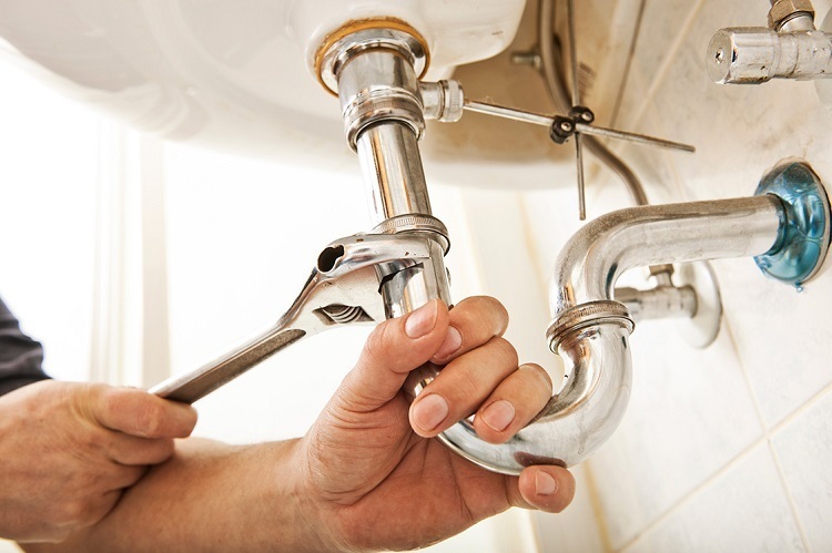Guide On Why You Should Hire A Plumber