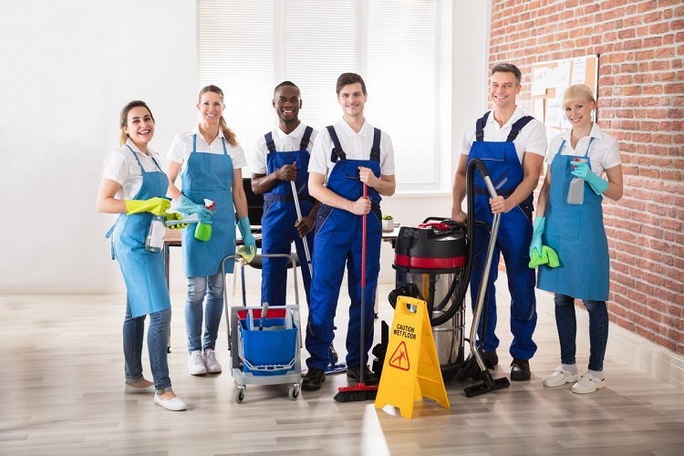 Hiring House Cleaning Services